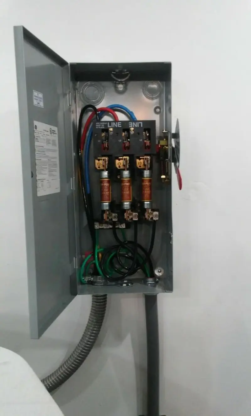 Three-phase disconnect switch installed for Electrical Wiring & Rewiring in Central City